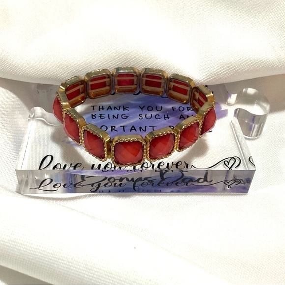 Red Acrylic Stretch Bracelet - Picture 6 of 6